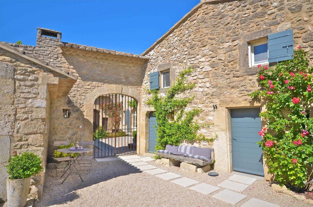הוילה Robion en Luberon Ferme St Roch מראה חיצוני תמונה
